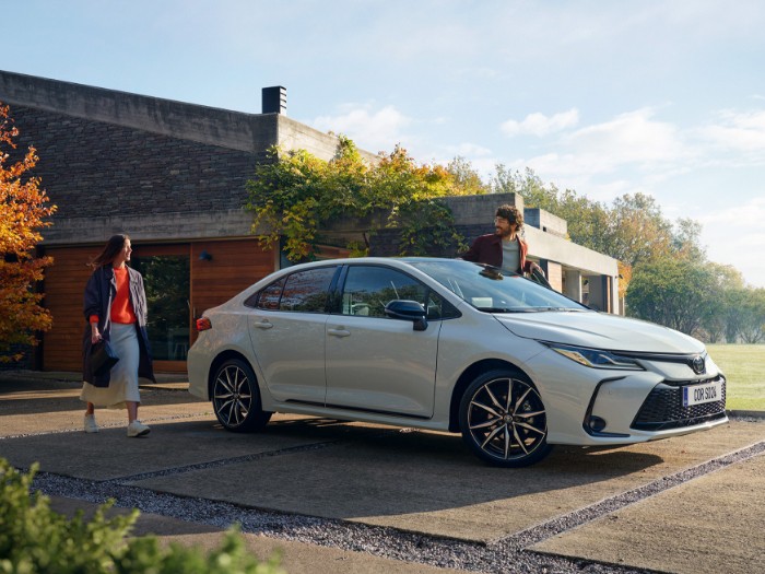 Corolla Sedan